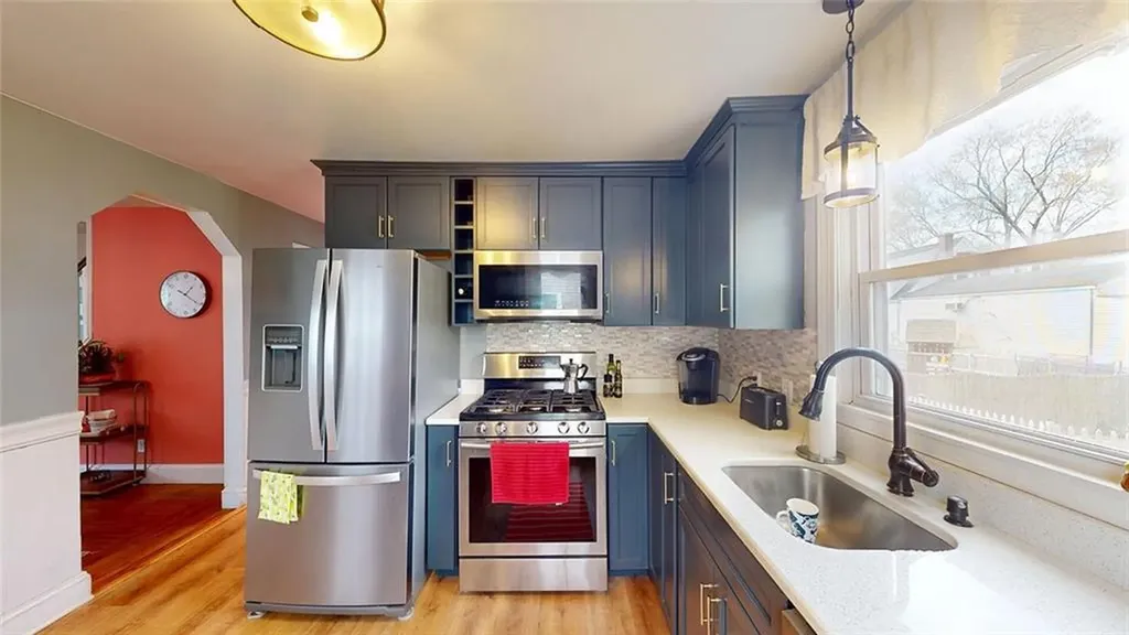 83 Symonds Avenue Warwick RI 02889