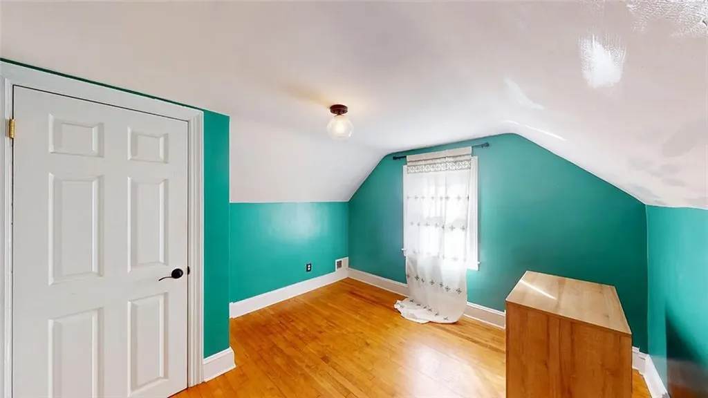 83 Symonds Avenue Warwick RI 02889