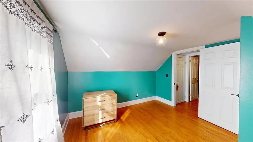 83 Symonds Avenue Warwick RI 02889