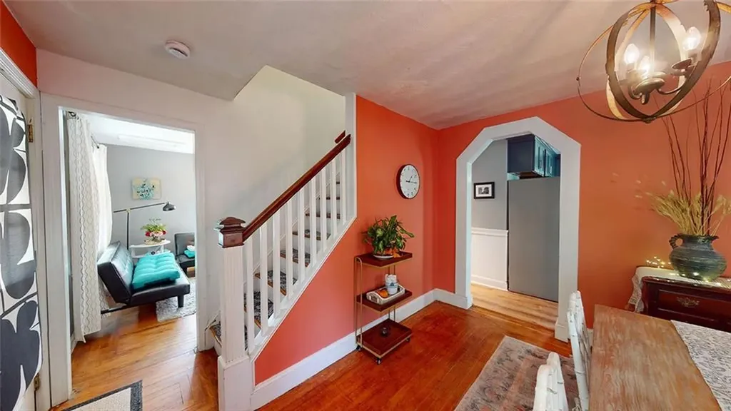 83 Symonds Avenue Warwick RI 02889