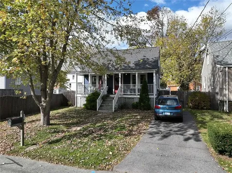83 Symonds Avenue Warwick RI 02889