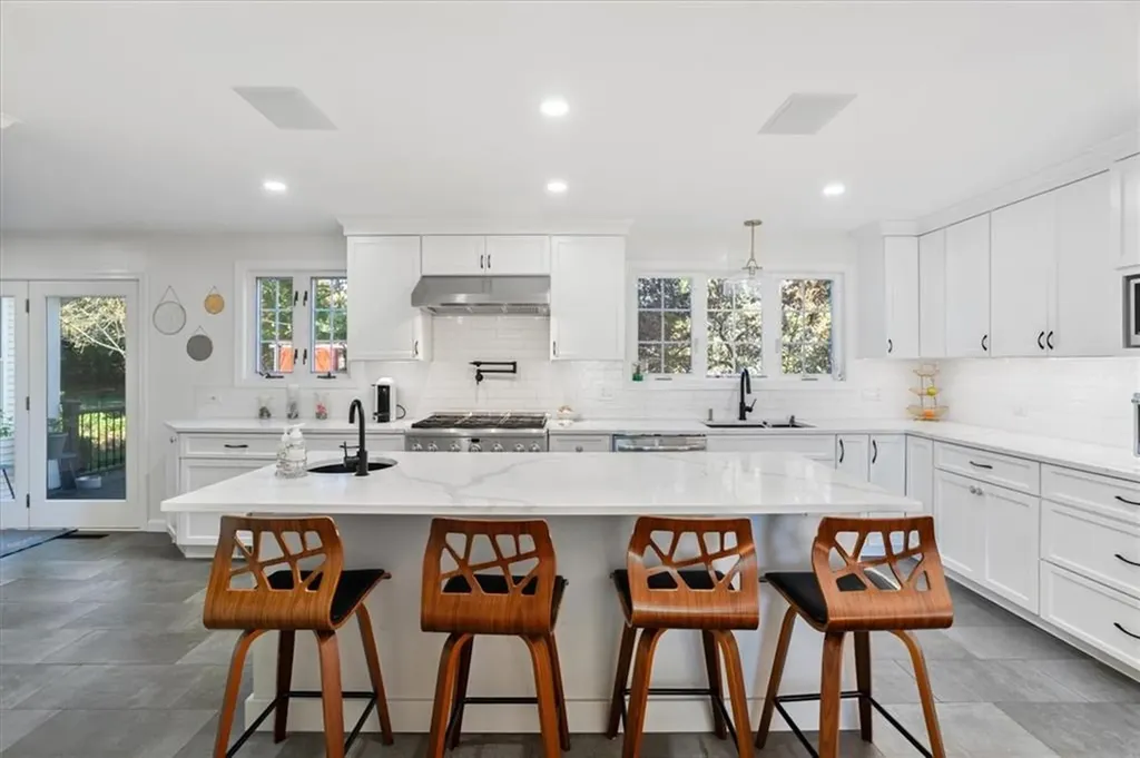 15 Carrie Ann Drive West Warwick RI 02893