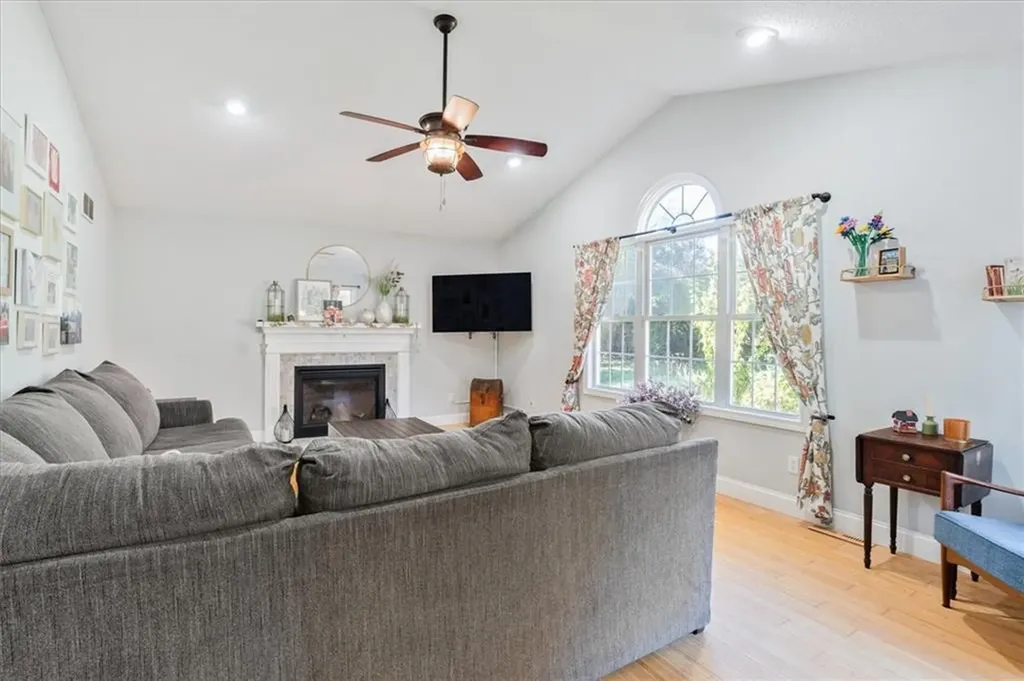 15 Carrie Ann Drive West Warwick RI 02893