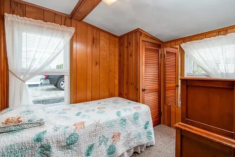 18 Greenbrier Road Narragansett RI 02882