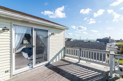 18 Greenbrier Road Narragansett RI 02882