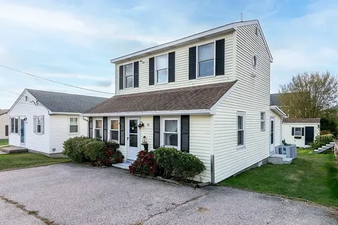 18 Greenbrier Road Narragansett RI 02882