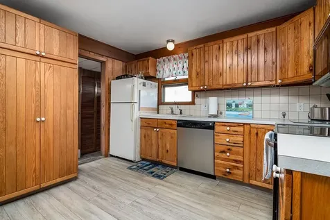 18 Greenbrier Road Narragansett RI 02882