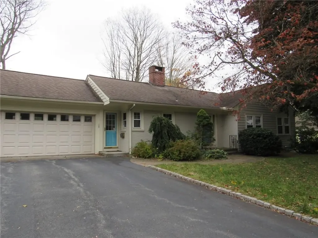 16 Shady Glen Drive Warwick RI 02818