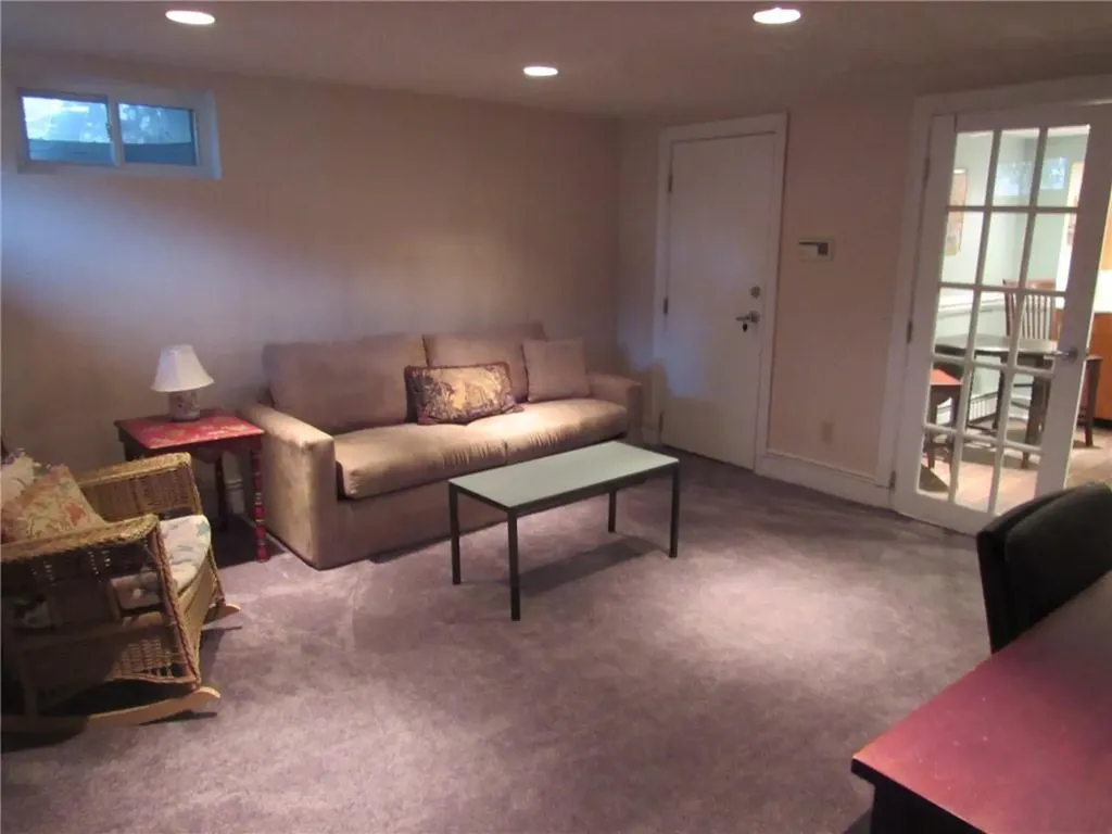 16 Shady Glen Drive Warwick RI 02818