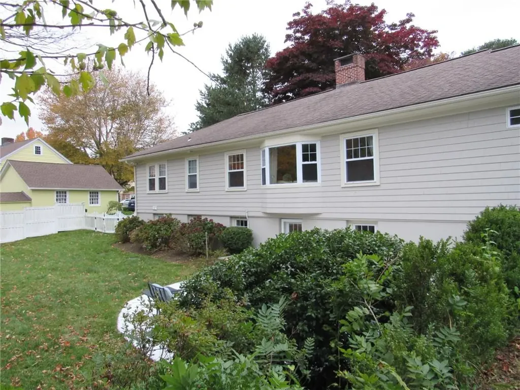 16 Shady Glen Drive Warwick RI 02818