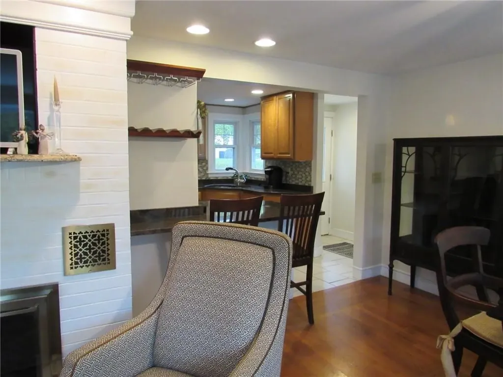 16 Shady Glen Drive Warwick RI 02818