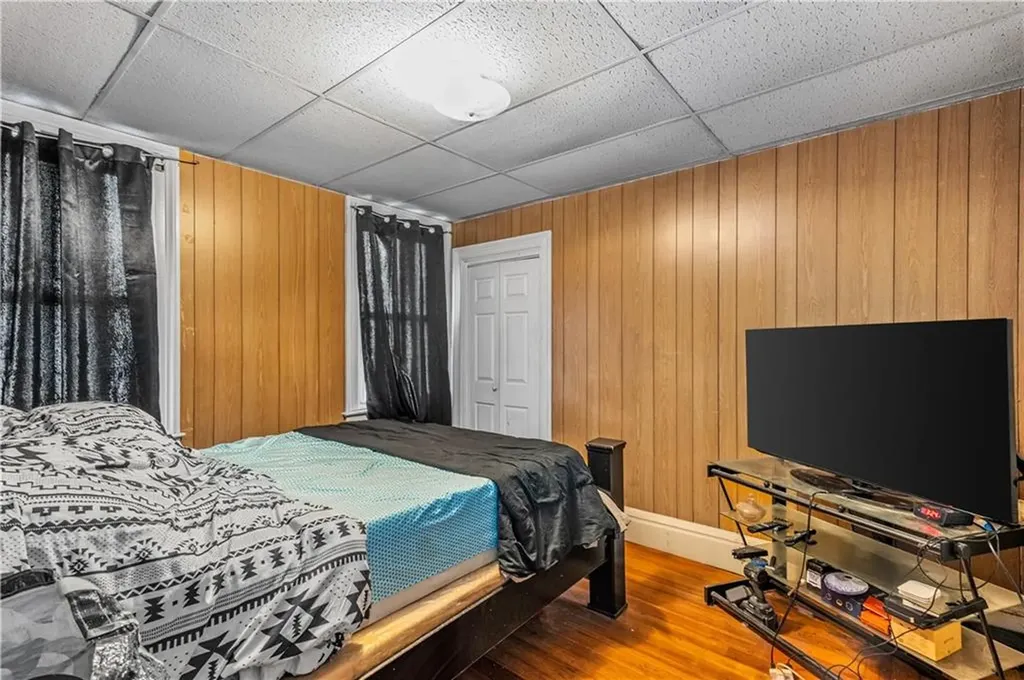 33 White Street Pawtucket RI 02860