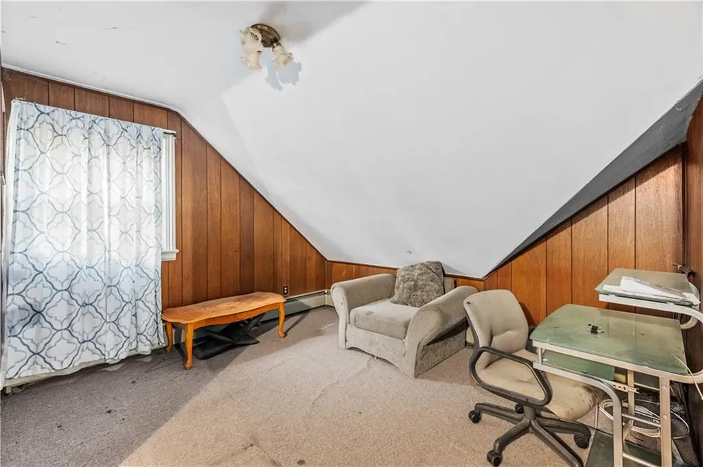 33 White Street Pawtucket RI 02860