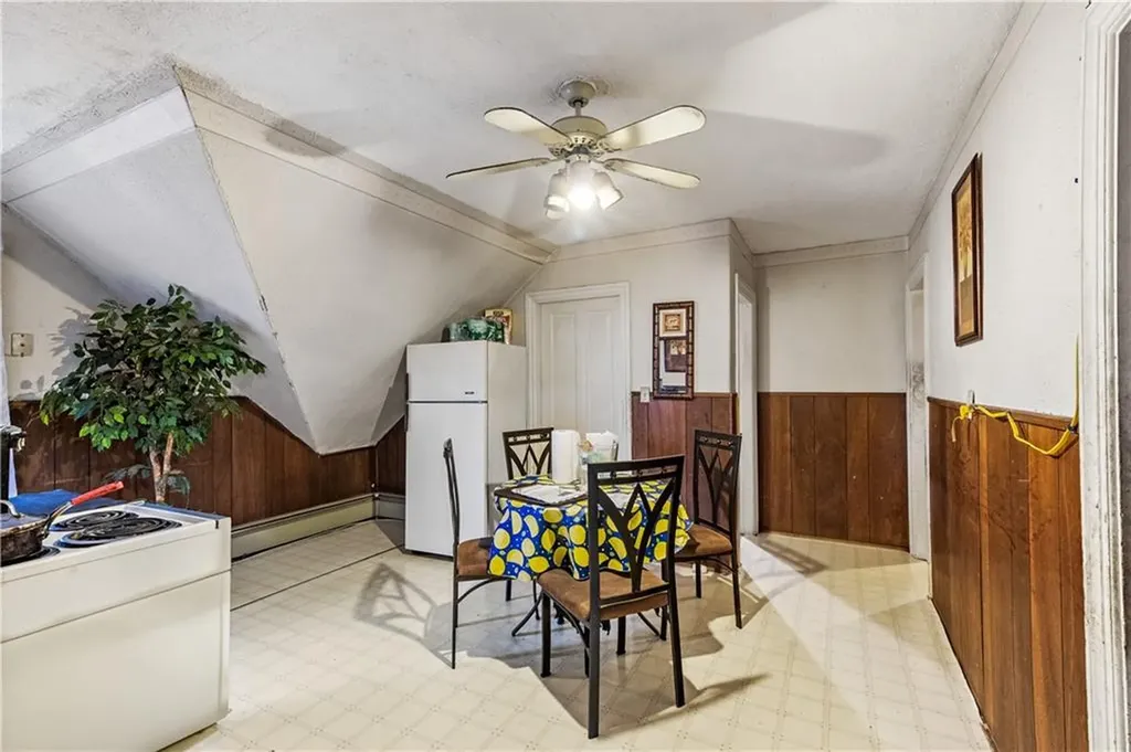 33 White Street Pawtucket RI 02860
