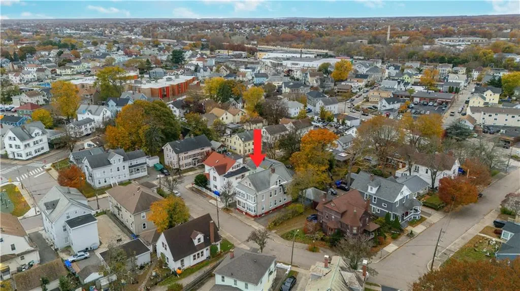 33 White Street Pawtucket RI 02860