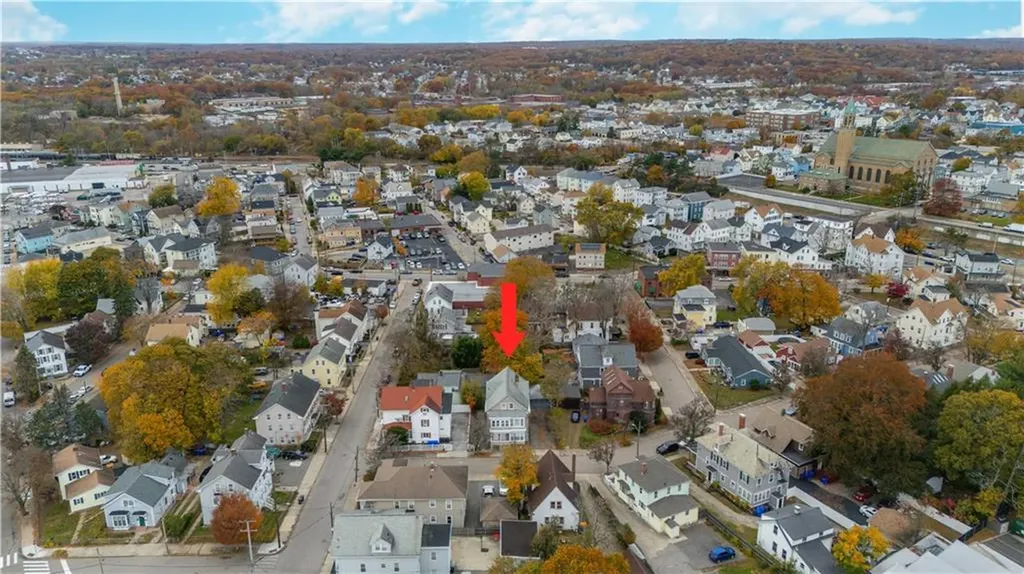 33 White Street Pawtucket RI 02860