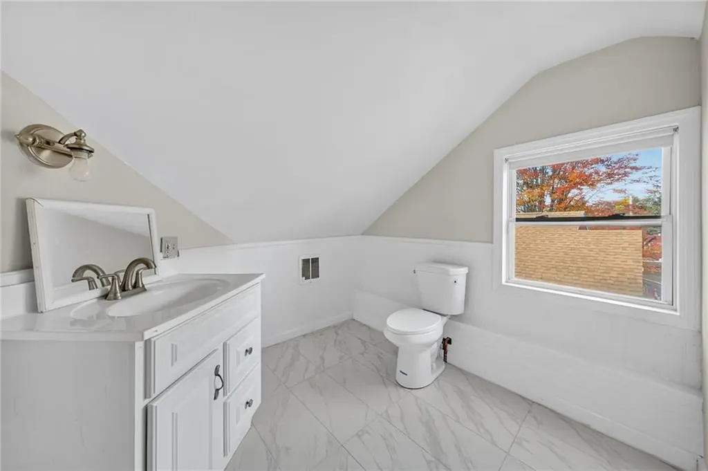 22 General Street Providence RI 02904