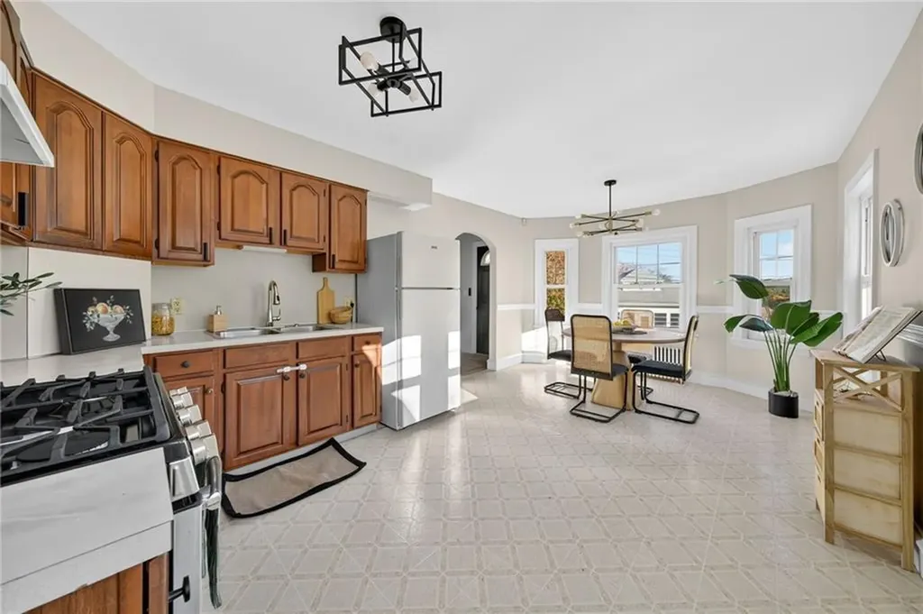 22 General Street Providence RI 02904