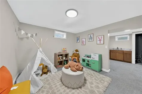 22 General Street Providence RI 02904