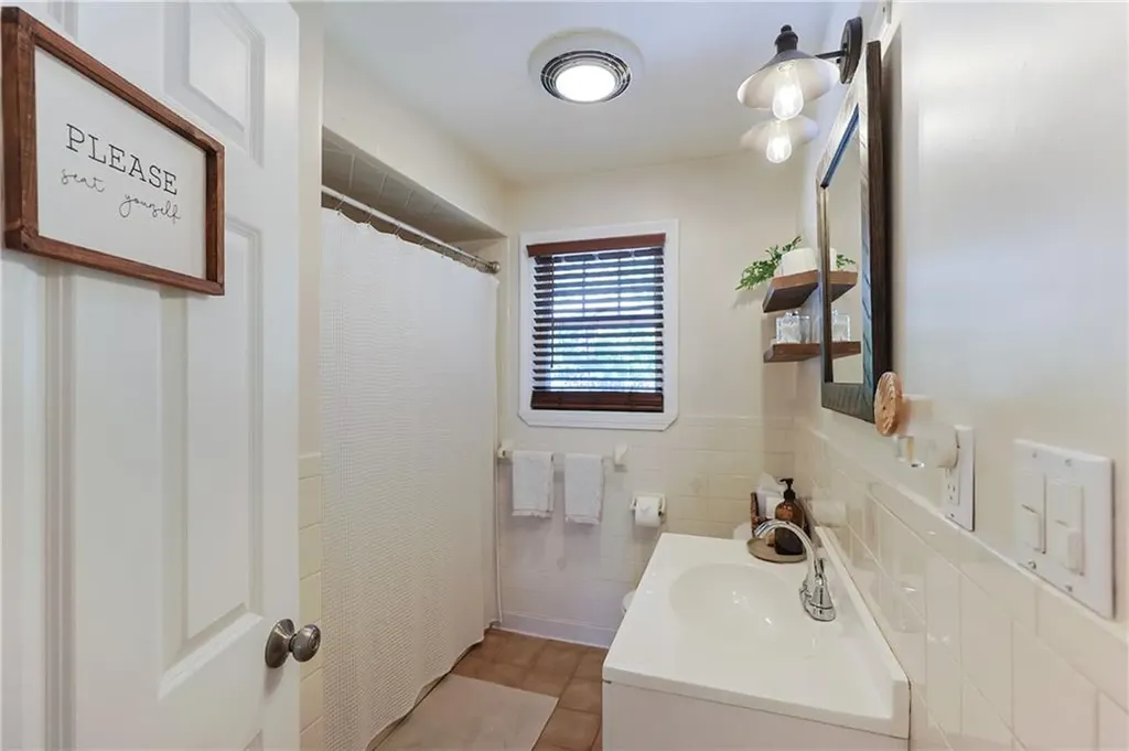 23 Frederick Street East Providence RI 02916