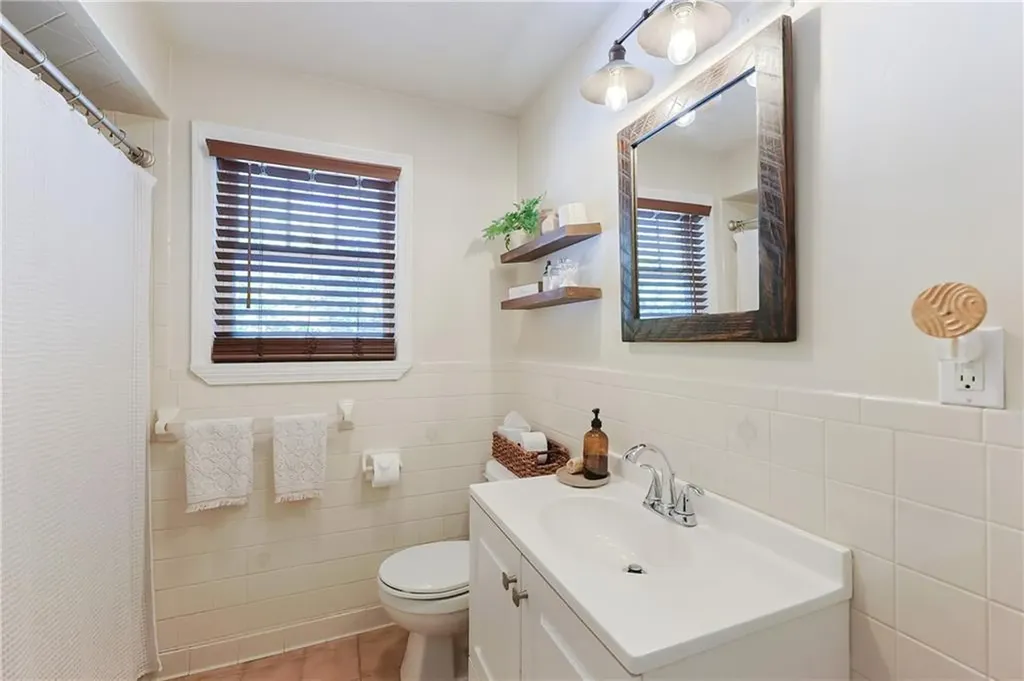 23 Frederick Street East Providence RI 02916