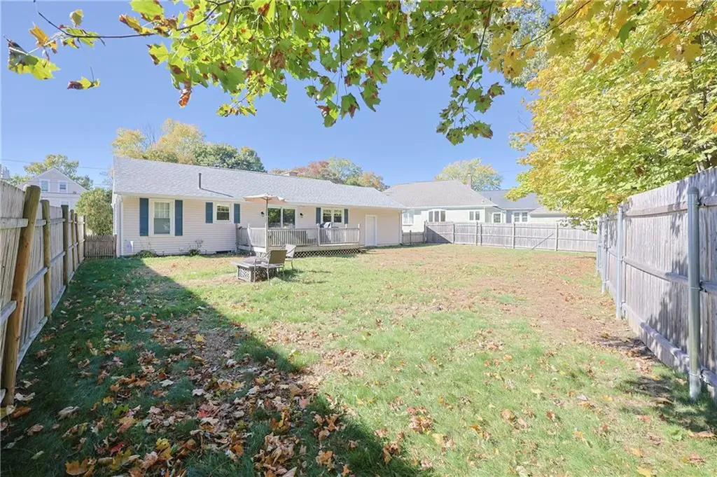 23 Frederick Street East Providence RI 02916