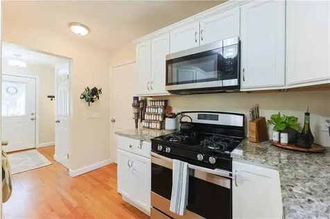 23 Frederick Street East Providence RI 02916