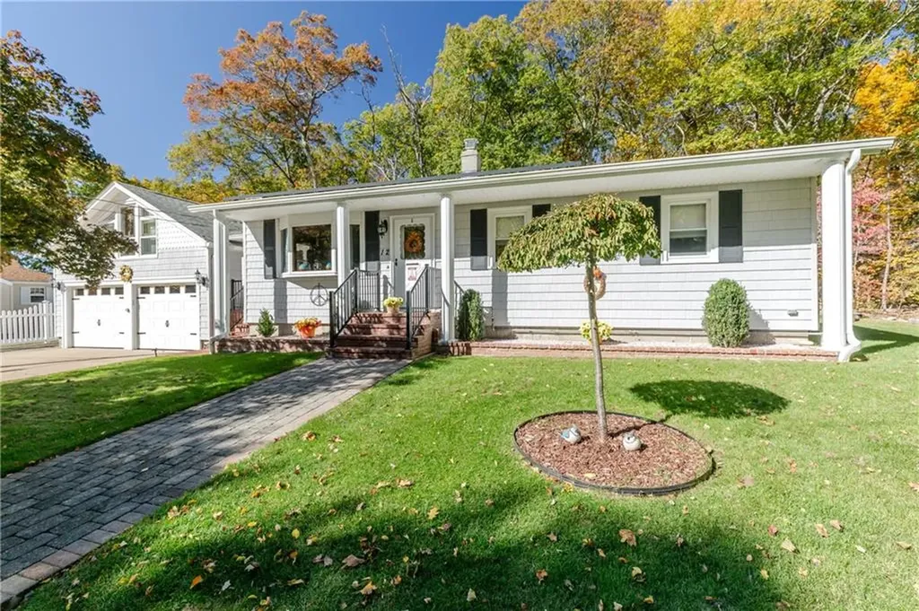 12 Wadsworth Avenue Smithfield RI 02917