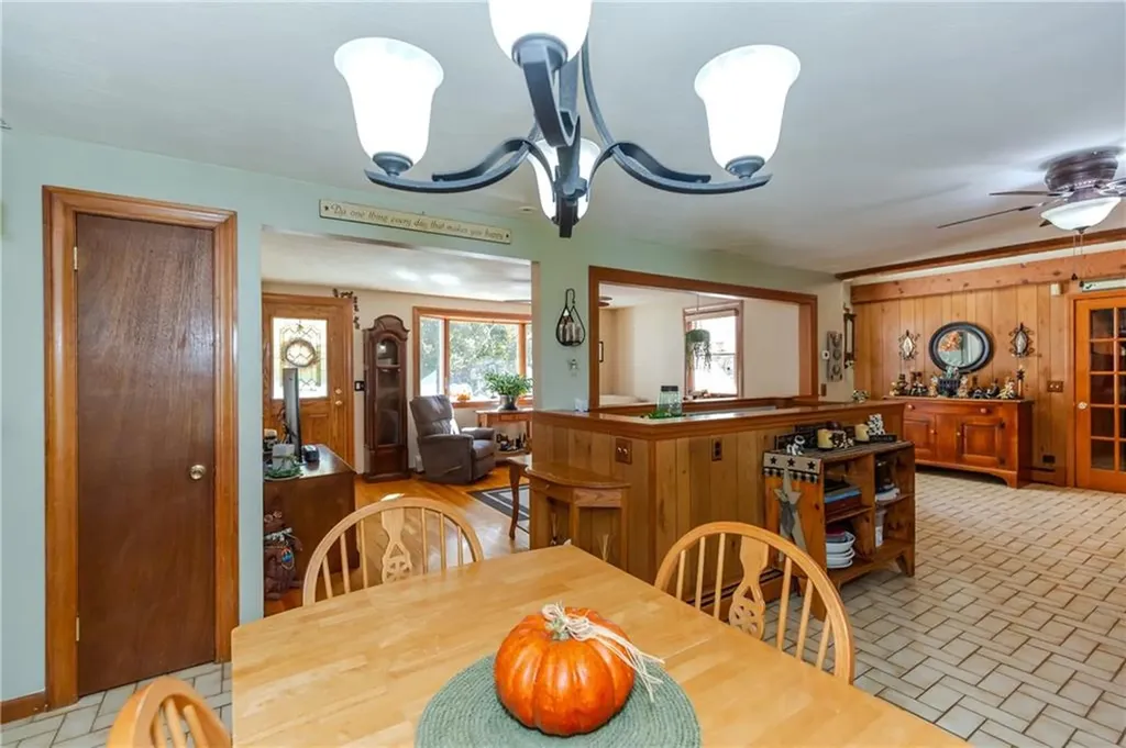 12 Wadsworth Avenue Smithfield RI 02917