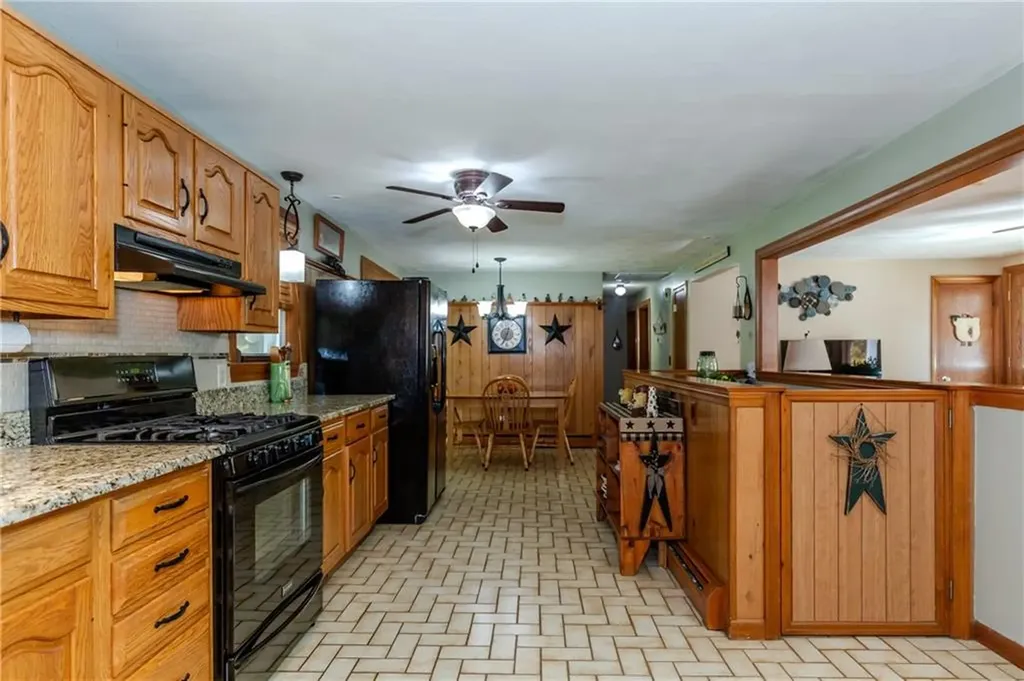 12 Wadsworth Avenue Smithfield RI 02917