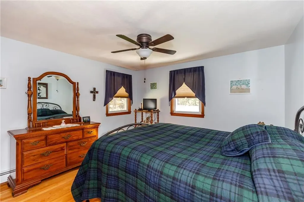 12 Wadsworth Avenue Smithfield RI 02917