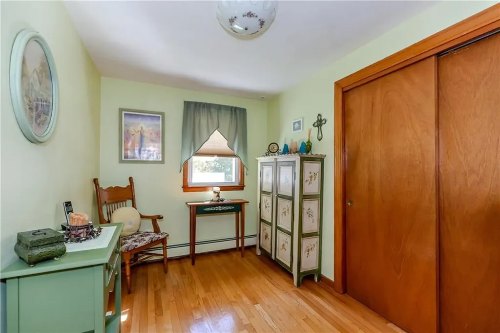 12 Wadsworth Avenue Smithfield RI 02917