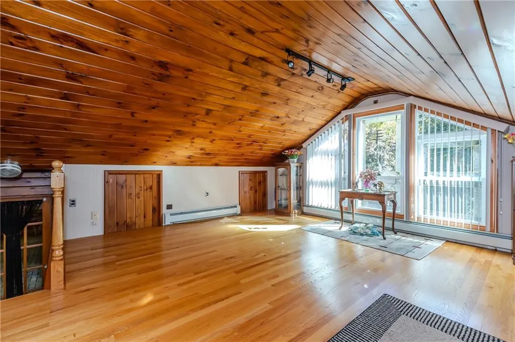 12 Wadsworth Avenue Smithfield RI 02917