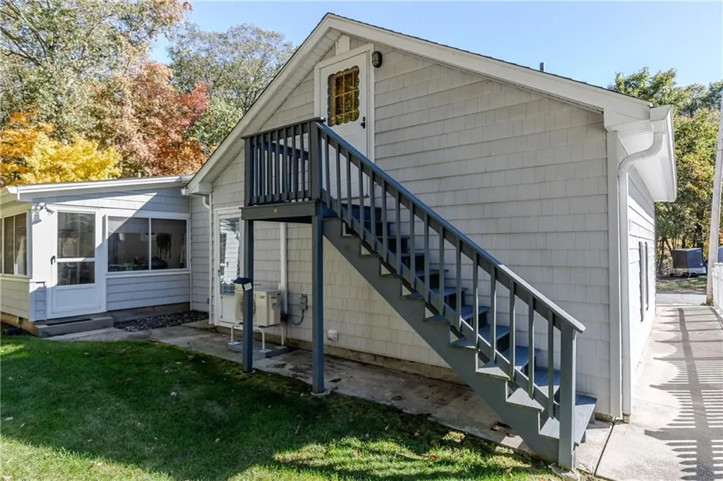 12 Wadsworth Avenue Smithfield RI 02917