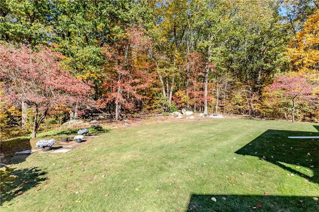 12 Wadsworth Avenue Smithfield RI 02917