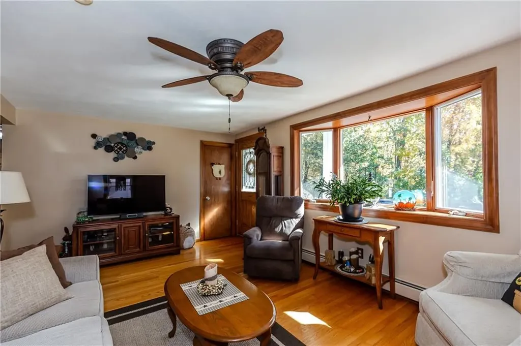 12 Wadsworth Avenue Smithfield RI 02917