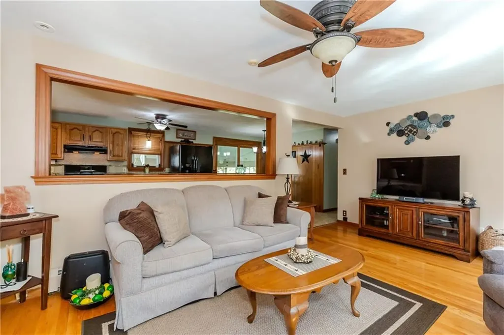 12 Wadsworth Avenue Smithfield RI 02917