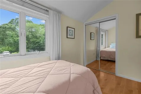 180 Fishing Cove Road North Kingstown RI 02852