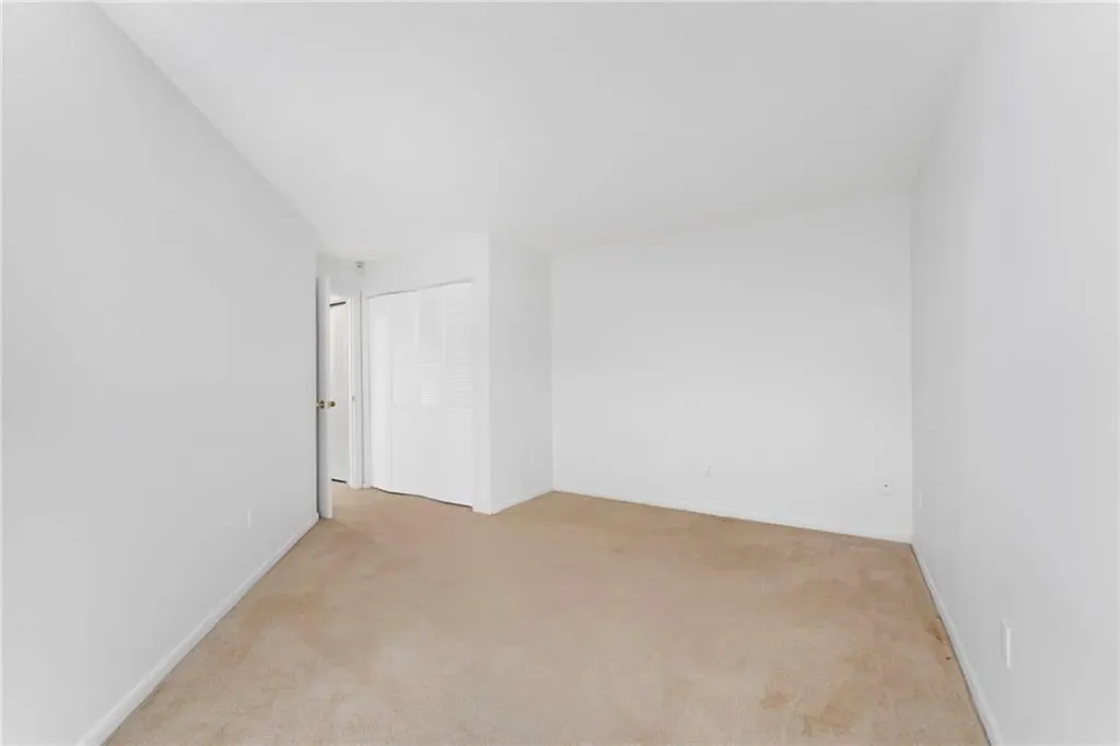 816 Williamsburg Circle Warwick RI 02886