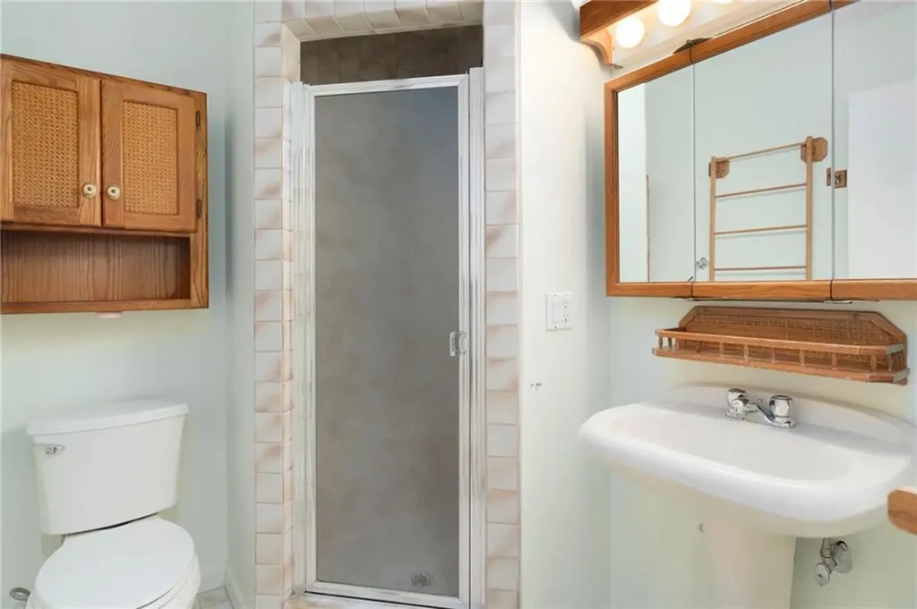 816 Williamsburg Circle Warwick RI 02886