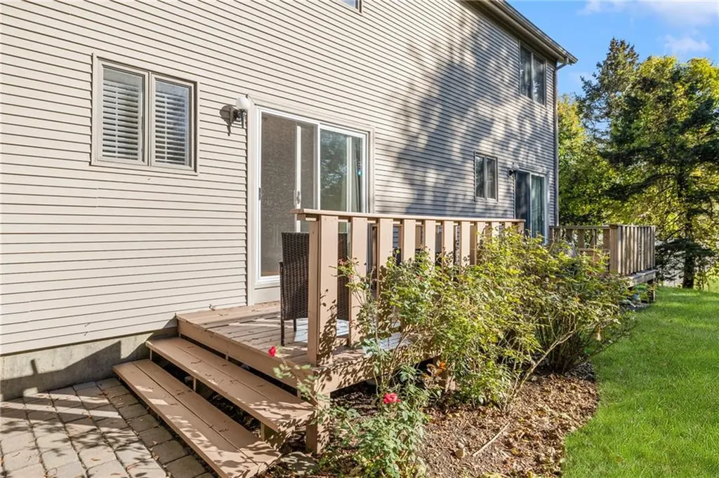 161 Holland Street Cranston RI 02920