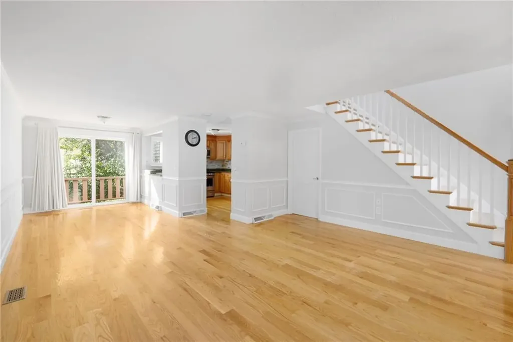 161 Holland Street Cranston RI 02920