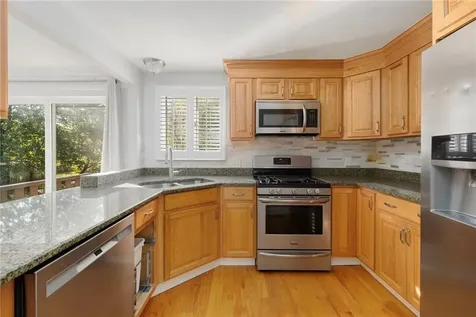 161 Holland Street Cranston RI 02920