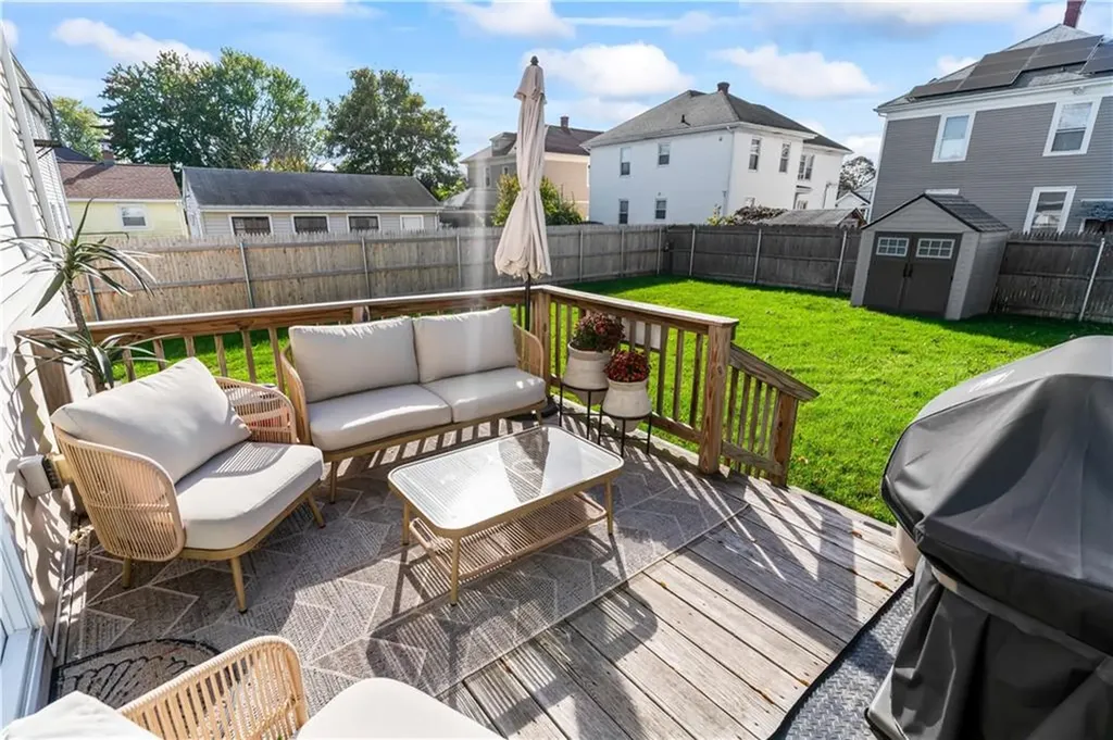 143 Hatfield Street Pawtucket RI 02861