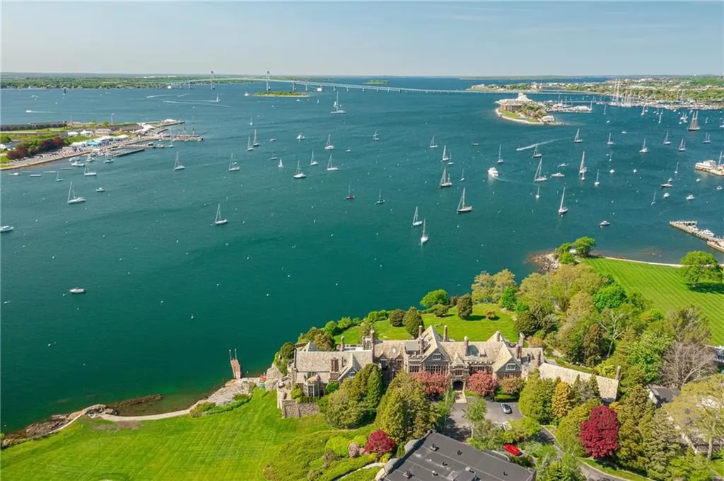 111 Harrison Avenue Newport RI 02840
