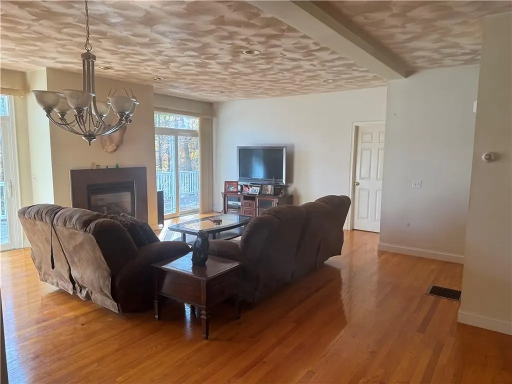 30 Tarklin Road Smithfield RI 02814