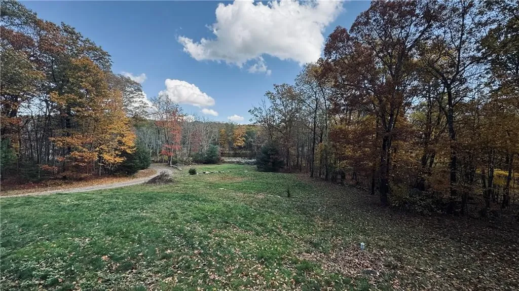 30 Tarklin Road Smithfield RI 02814