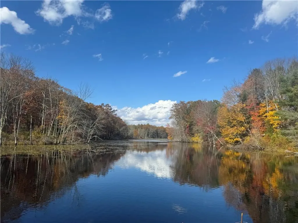 30 Tarklin Road Smithfield RI 02814