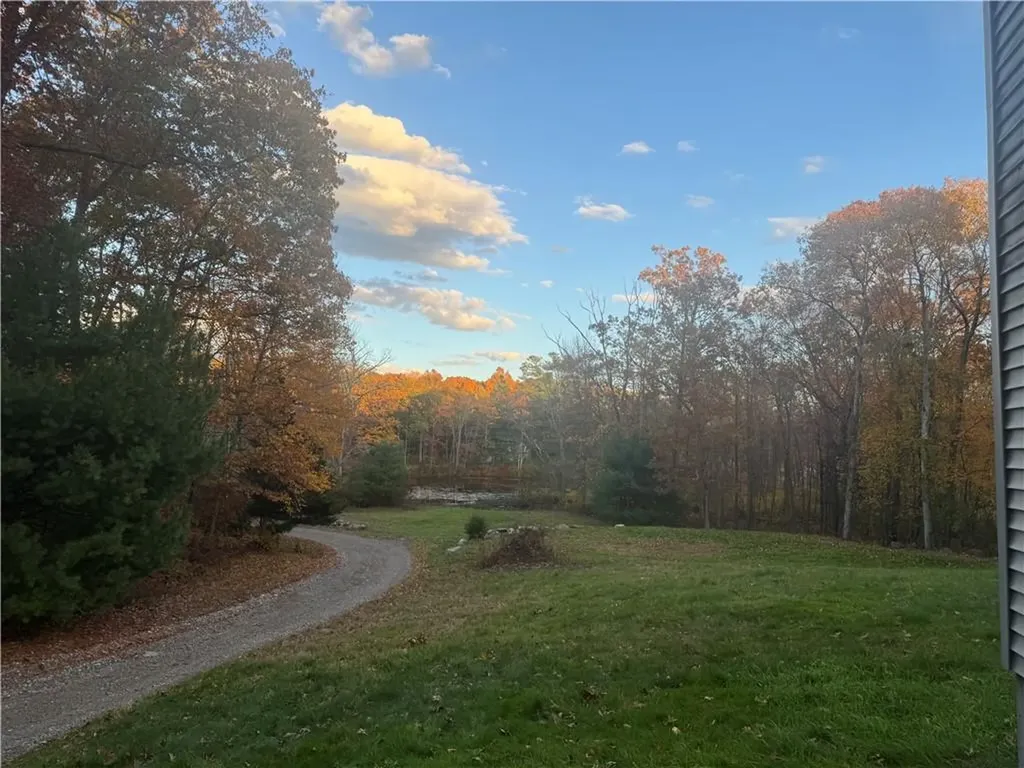 30 Tarklin Road Smithfield RI 02814