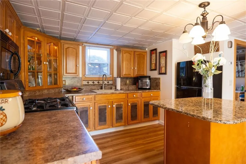 71 Tiffany Street North Providence RI 02904